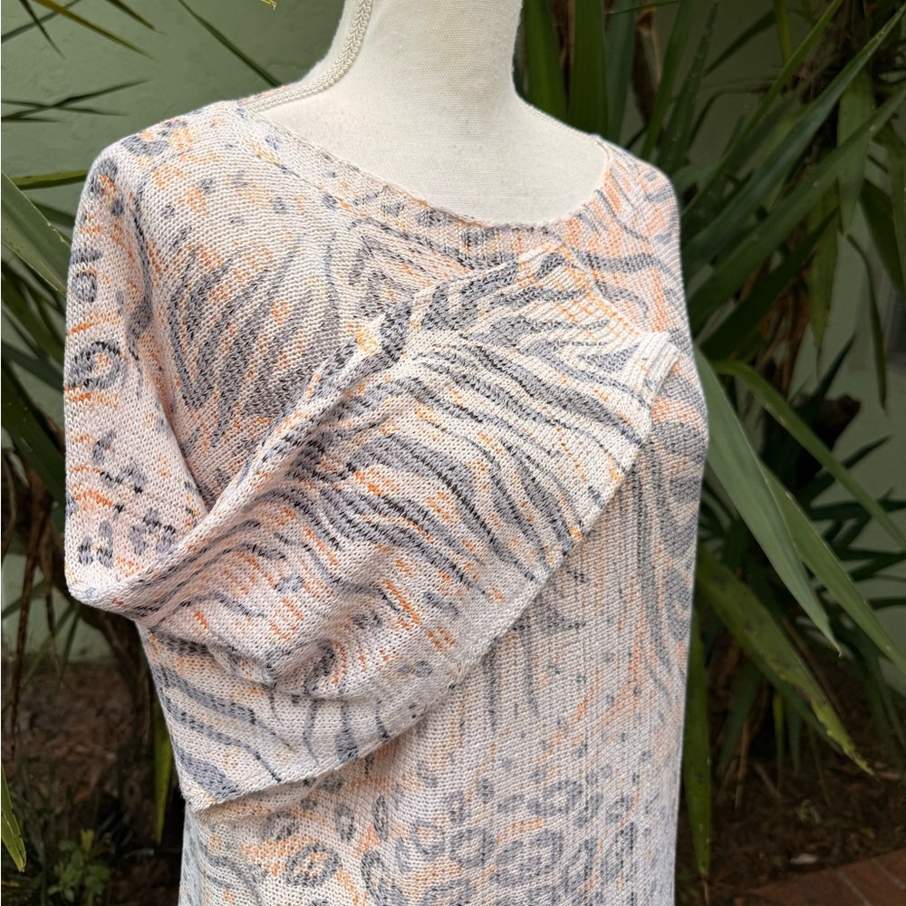 Sioni Light Tiger Sweater